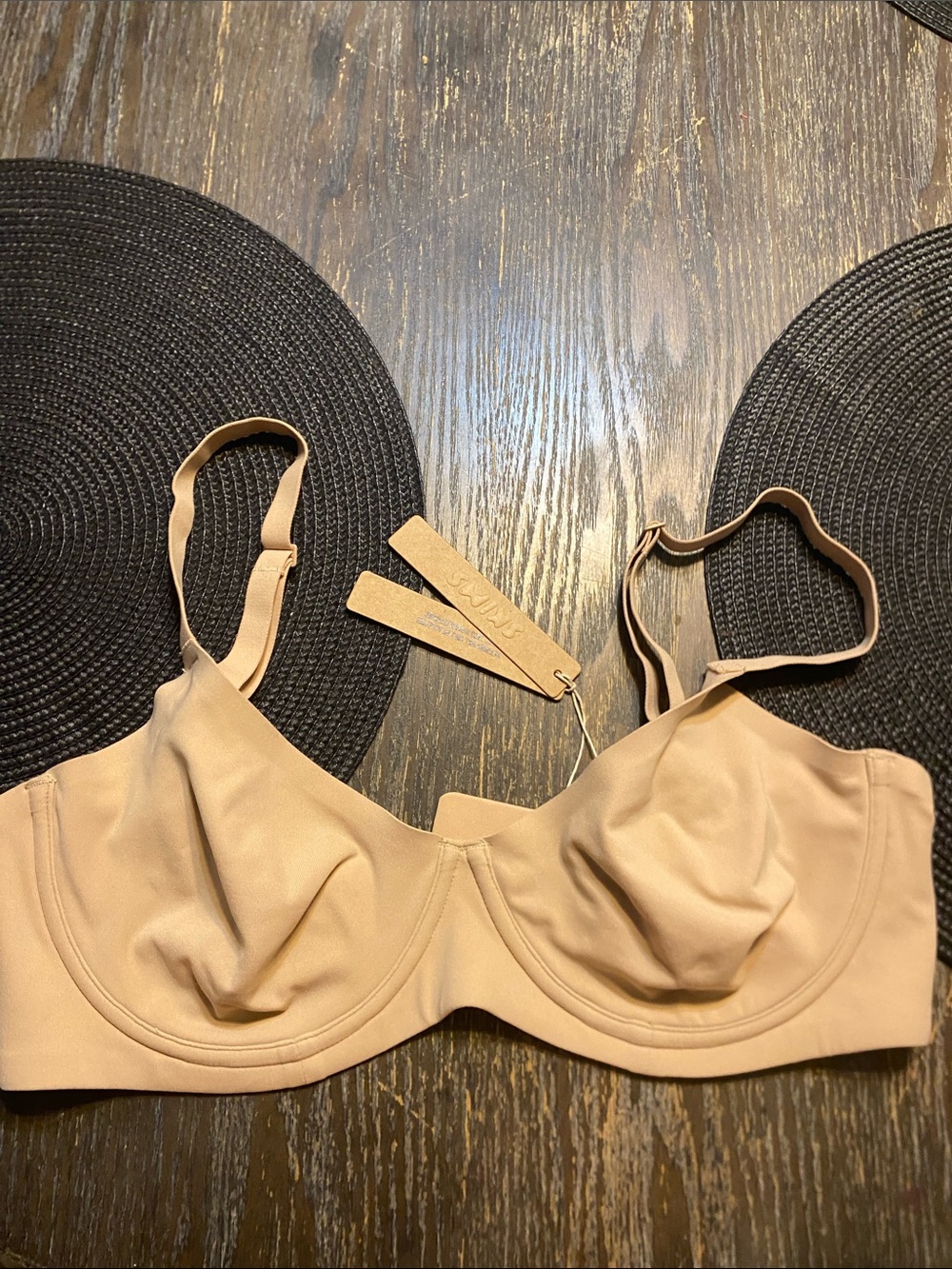 SKIMS Fits everybody unlined Demi Bra clay 36D NWT